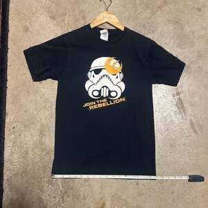 2014 Star Wars “Join The Rebellion” Shirt Size Small Disney Storm Trooper